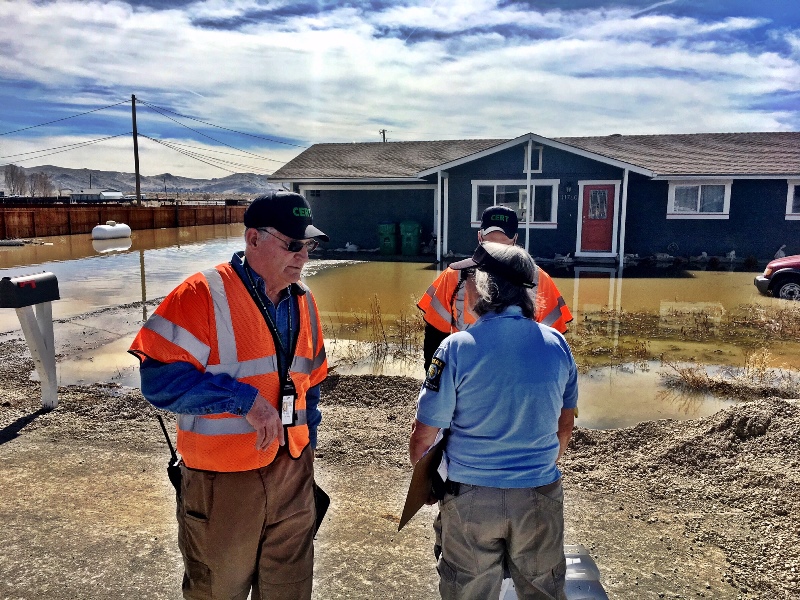volunteers assisting residents in Lemmon Valley