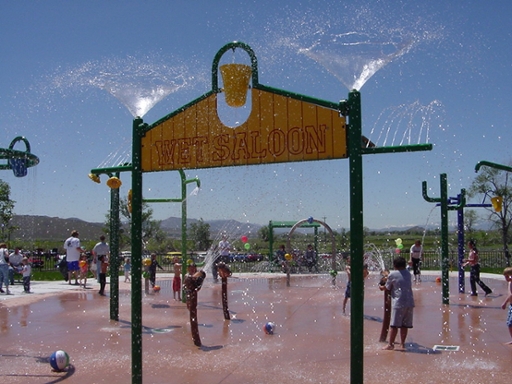 Here's where you can find splash pads this summer in Johnson County